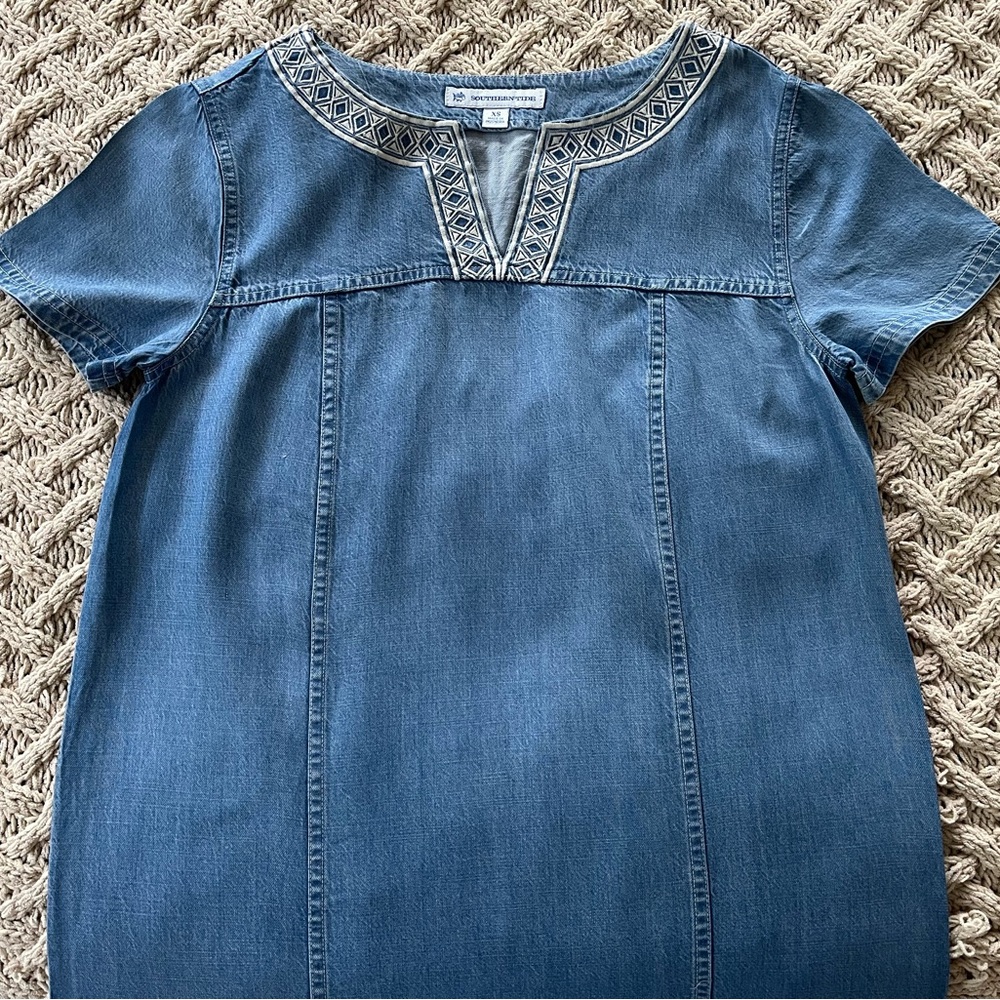 Southern Tide 100% Tencel Holly Embroidered Chambray Light Indigo Dress Size XS